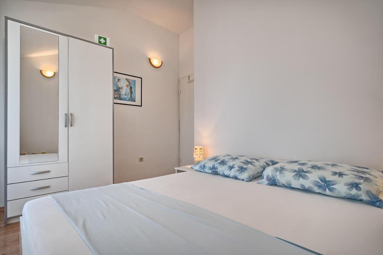 Apartmani Ticic 特罗吉尔 外观 照片